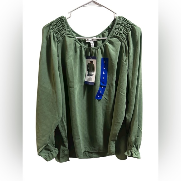 Jessica Simpson Tops - Jessica Simpson Olive Green Smocked Blouse size large